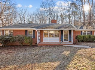 122 Ridgecrest Dr, Warrenton, NC 27589