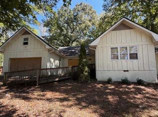 1716 S Hidden Hills Pkwy, Stone Mountain, GA 30088