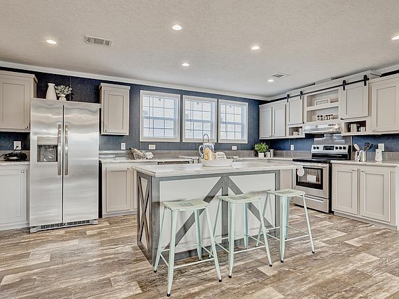 kitchen with appliances