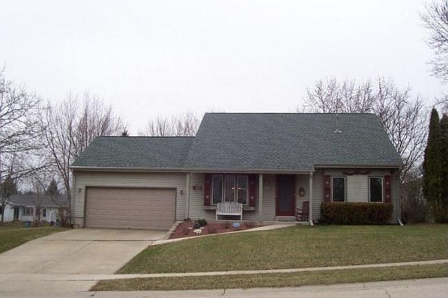 1st image of 980 Bartlett Dr