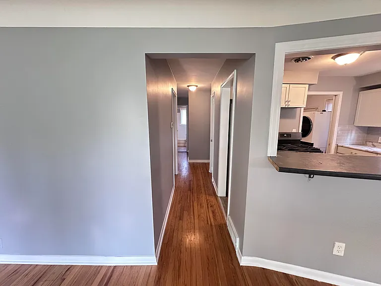 4697 Pelham St — Photo 7