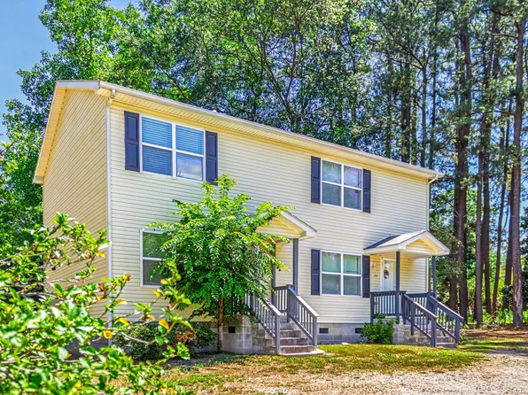 278 N Franklin St, Bunn, NC 27508