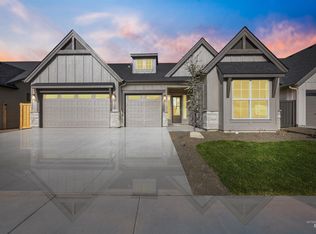7129 S Cadence Ave, Meridian, ID 83642