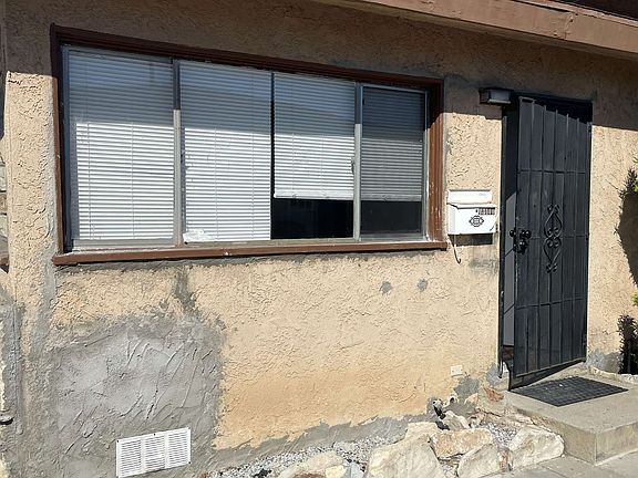 2nd image of 13100 Kornblum Ave