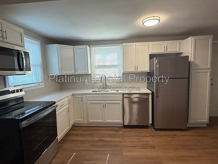 3224 Forrest Hills Dr SW — Photo 10