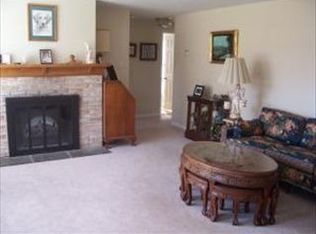 819 Darby Ln, Lancaster, PA 17601