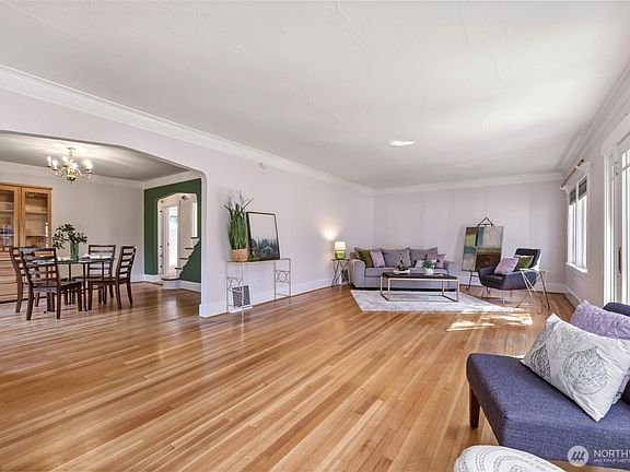3rd image of 3215 N 9th Street