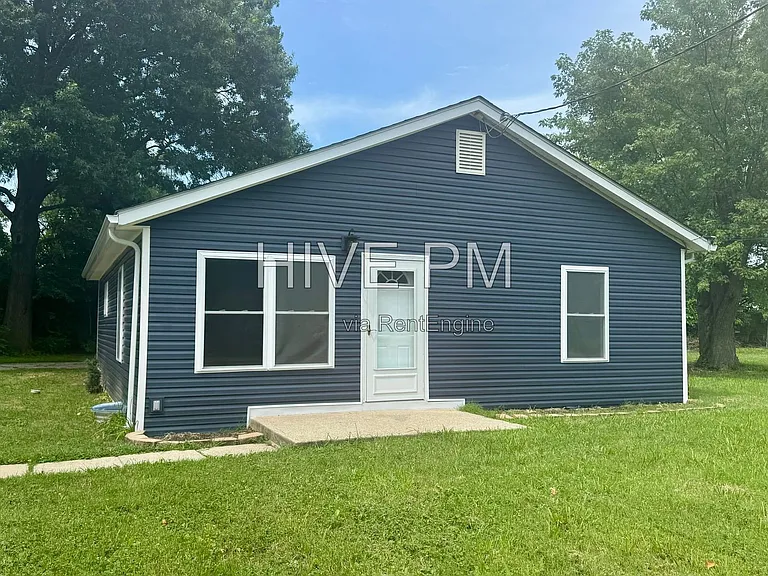 2366 Wilson Ave — Photo 1