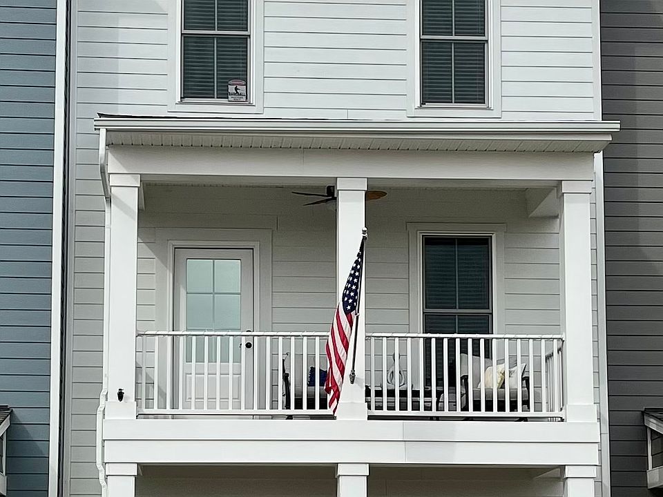 1st image of 117 Broad St