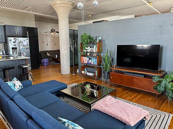 High ceilings and hardwood floors