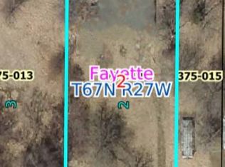 318 E 10th St, Lamoni, IA 50140