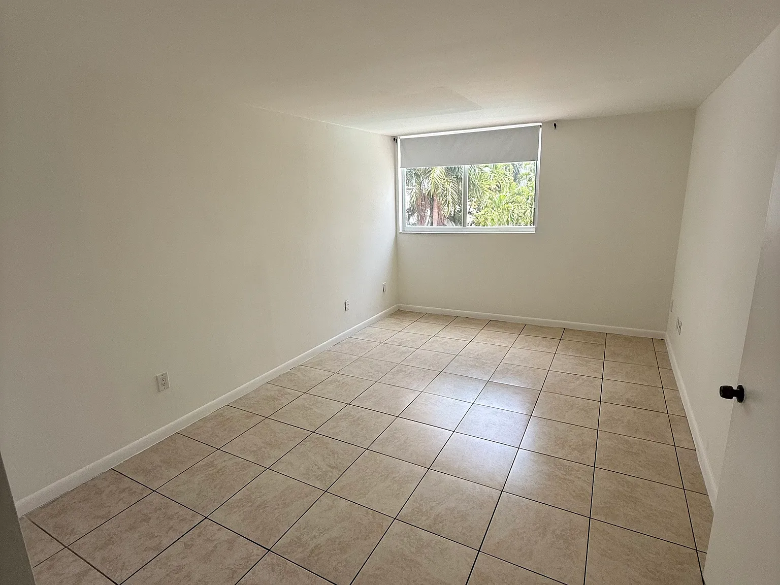 2 bed, 1065 sqft, $3,200 — Photo 4