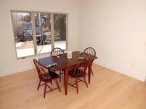 3rd image of 1 Glen Cairn Ct