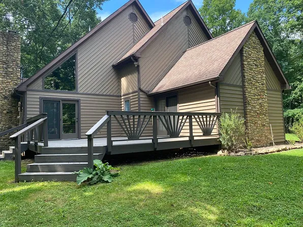 459 N Tenney Dr, Buckhannon, WV 26201