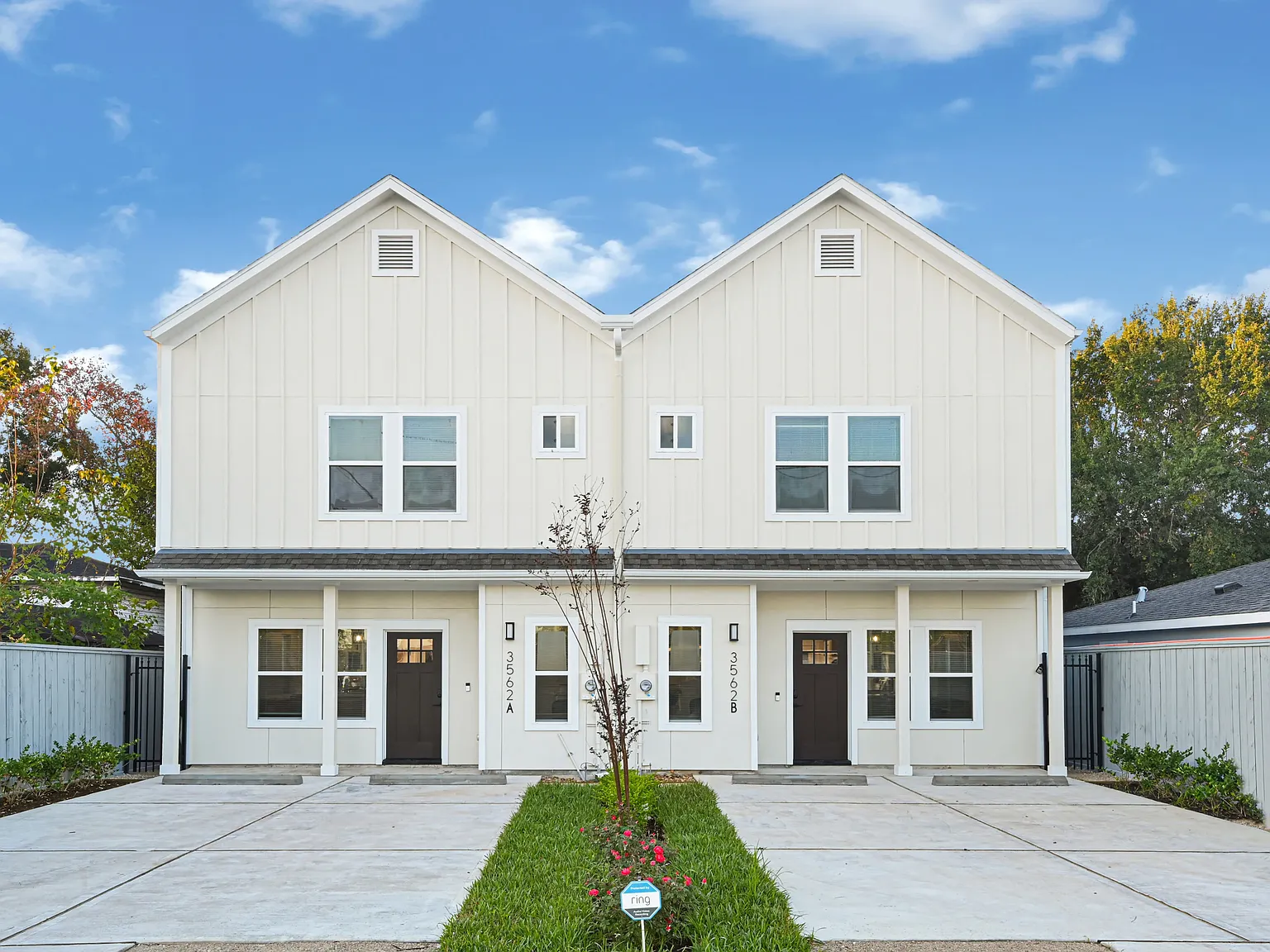 4 bed, 1500 sqft, $3,200 — Photo 1