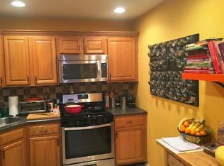 39 Cedar St, Jersey City, NJ 07305