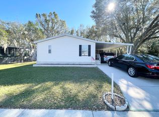 307 Magnolia Hill Dr, Plant City, FL 33565