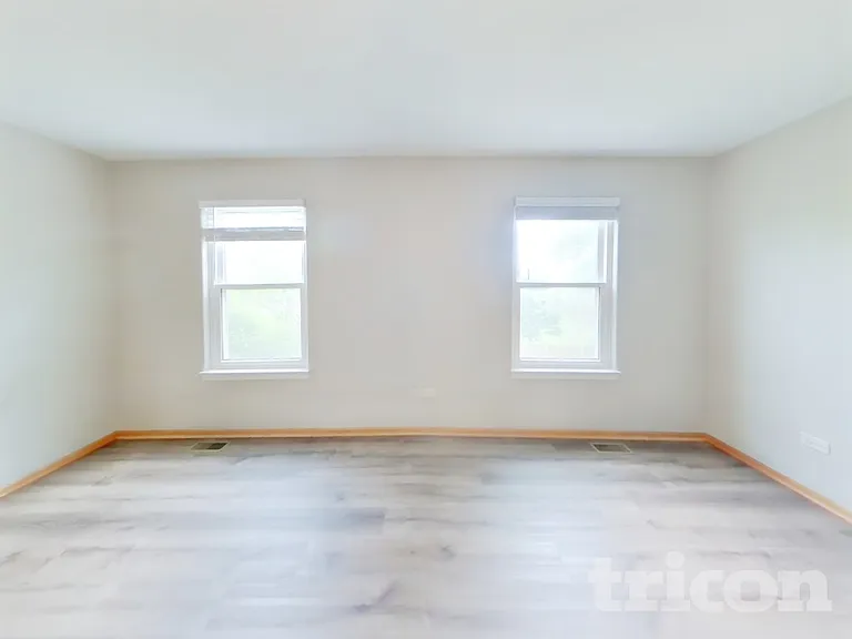 2302 Timber Trl — Photo 7