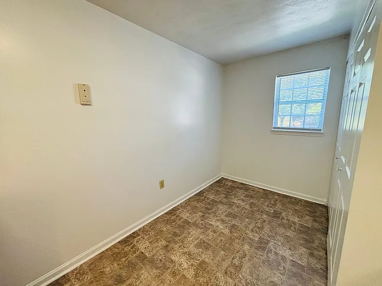 108 Chowning Pl — Photo 9