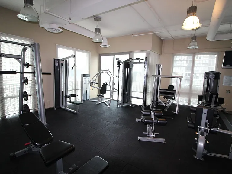 2 E Erie St #1901 — Photo 22