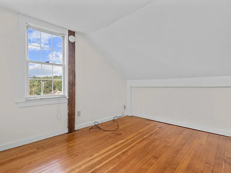 22 Winthrop St #5 — Photo 14