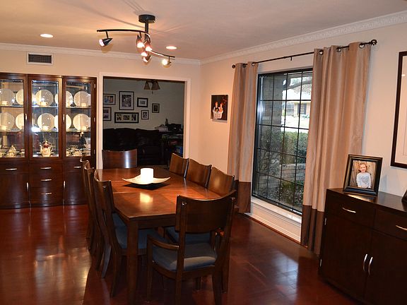 2nd image of 7124 Town Bluff Dr