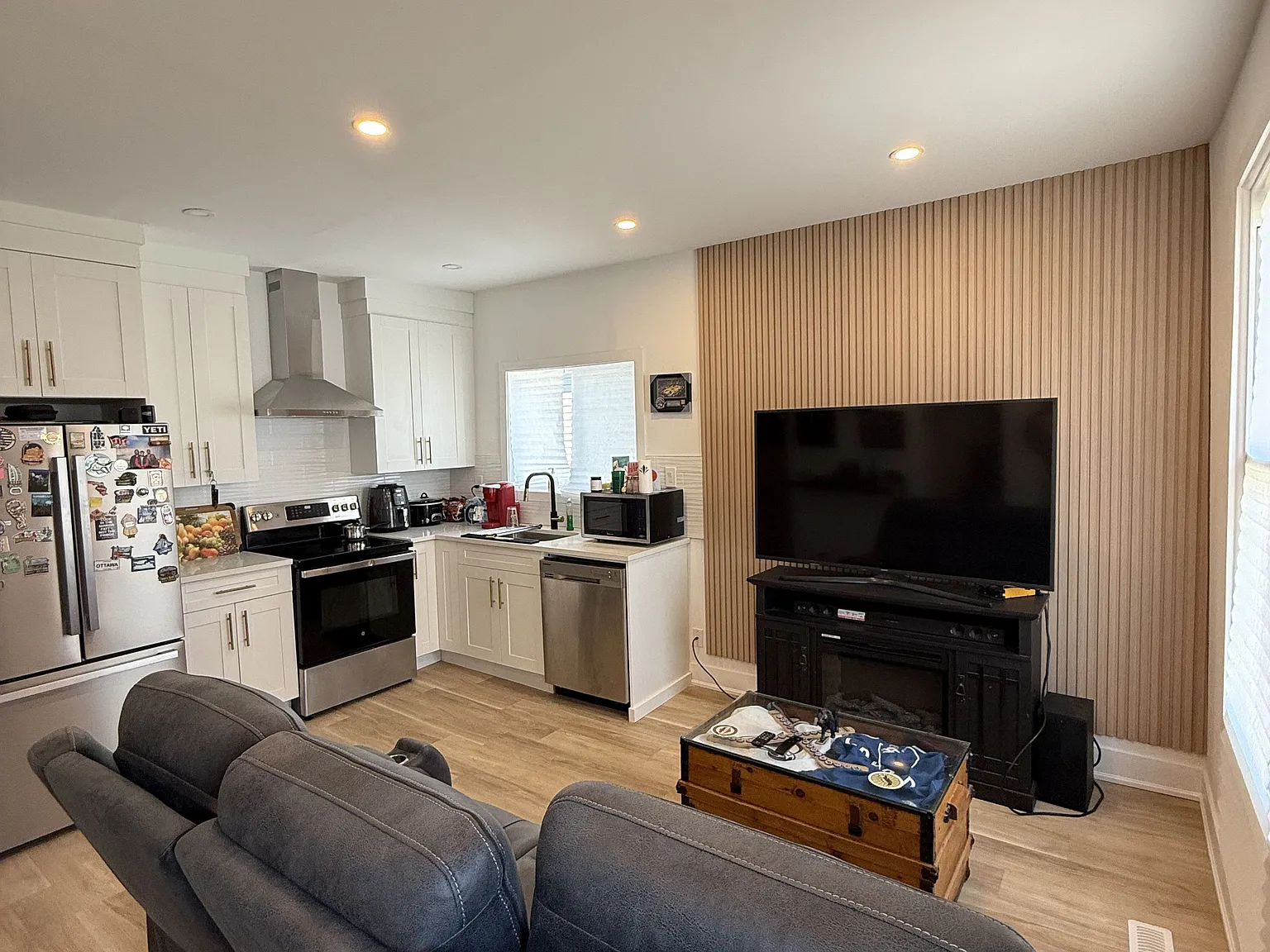 3 bed, $2,248 — Photo 3