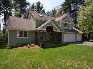 182 Wildflower Dr, Amherst, MA 01002