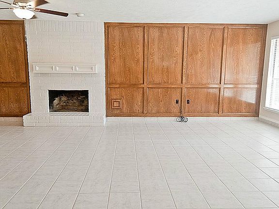 2nd image of 2615 Valley Field Dr