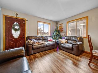 405 Juniper Ln NW, Montgomery, MN 56069