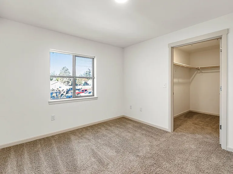 930 W Felicity Ln #105 — Photo 5