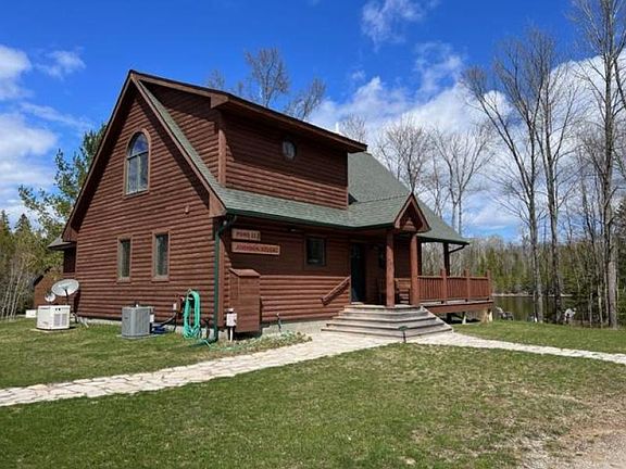 3rd image of 32377 Timber Trail Wynd #11