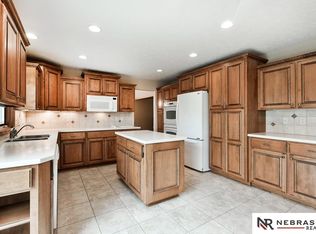 317 S 127th St, Omaha, NE 68154