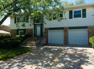 22614 Pleasant Dr, Richton Park, IL