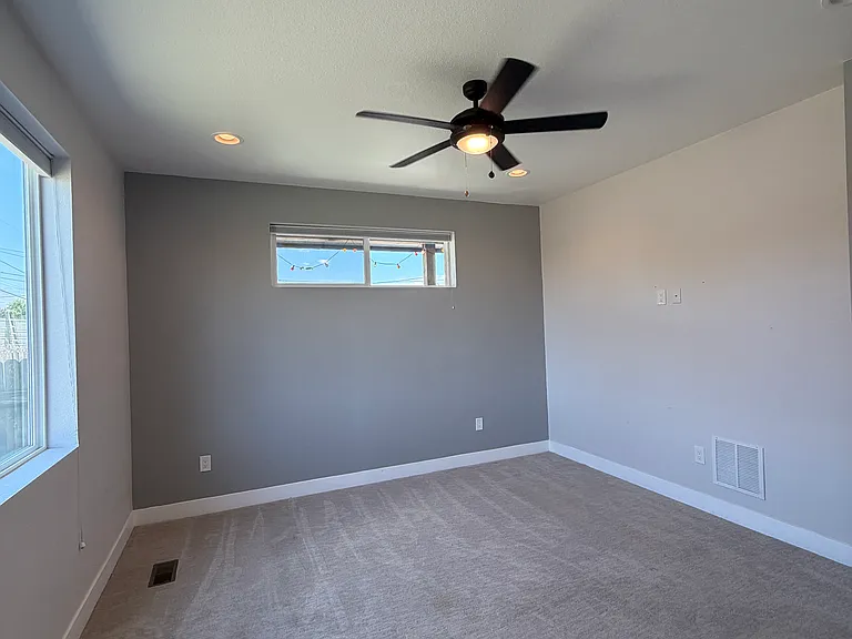 2527 W Wesley Ave — Photo 27