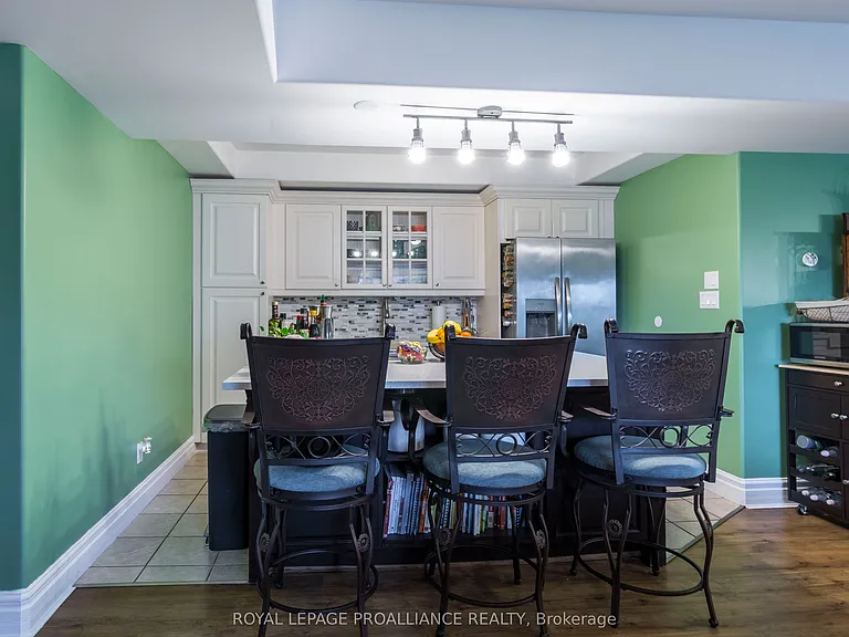 145 Farley Ave #103 — Photo 10