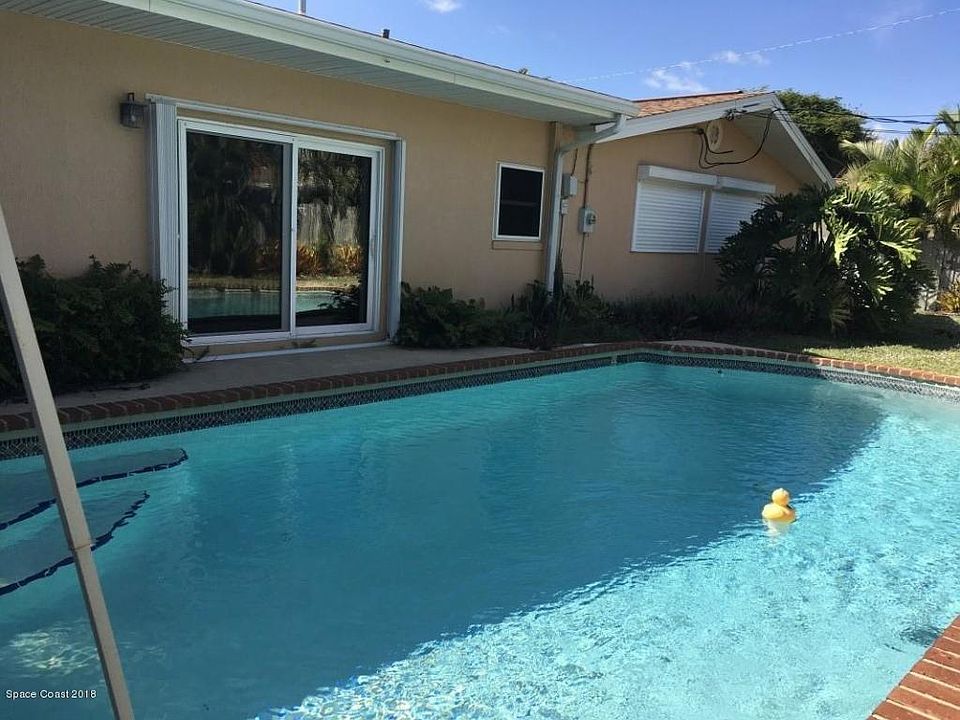 2nd image of 548 N Sonora Cir
