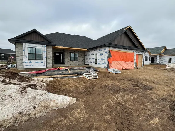 2017 Mulberry St, Sauk City, WI 53583