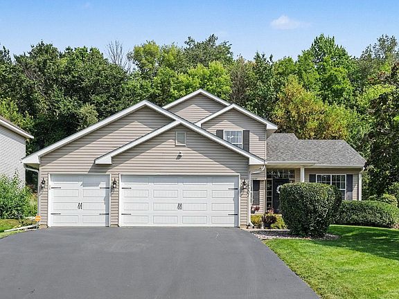 2nd image of 14901 Hillside Trl