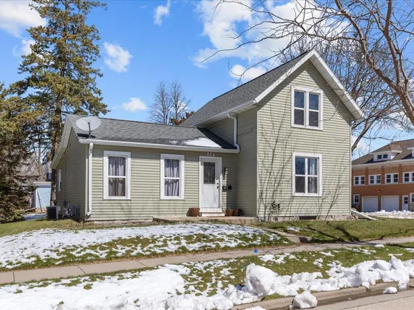 518 East Maple STREET, Horicon, WI 53032