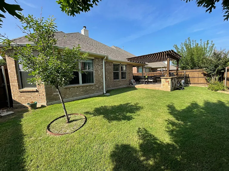 2625 Frances Ln — Photo 54