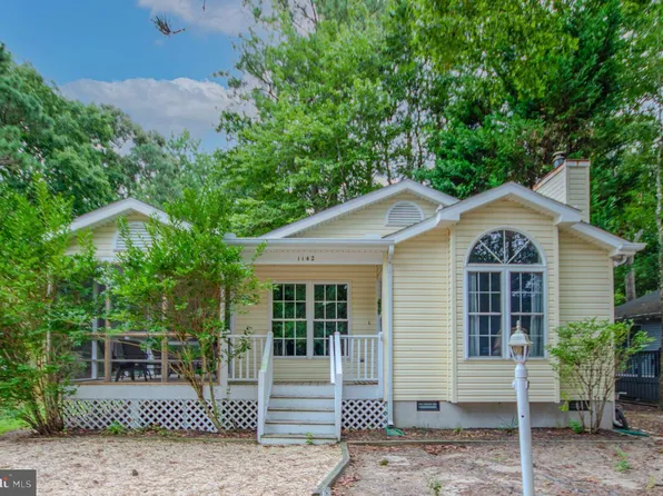 1142 Ocean Pkwy, Ocean Pines, MD 21811