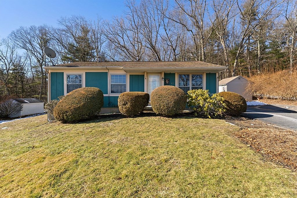 15 Paul Pl, Northbridge, MA 01534 Zillow