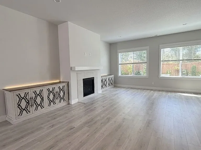 15676 NW Raywood Ln — Photo 3