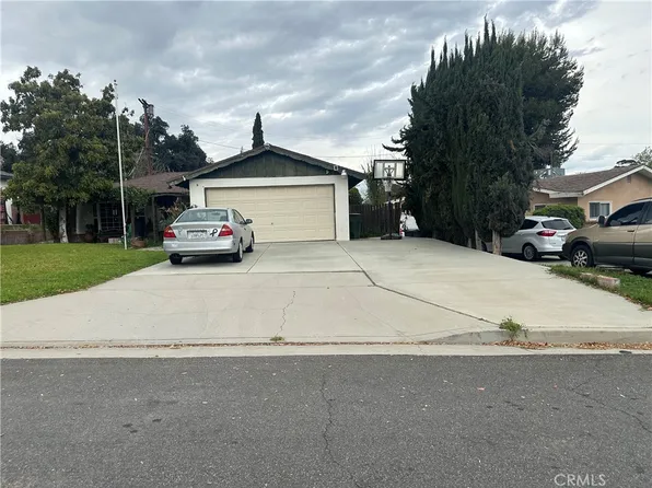 3217 Knoll Way, Riverside, CA 92501