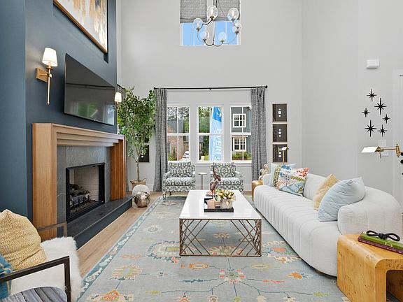 2nd image of 821 Saint Clair Ave Lot 241