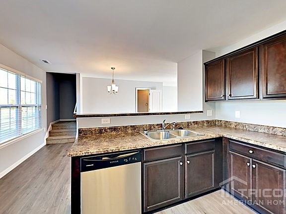 5th image of 3717 Hope Marian St