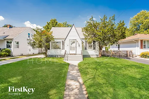 1026 Muirfield Ave Photo 1