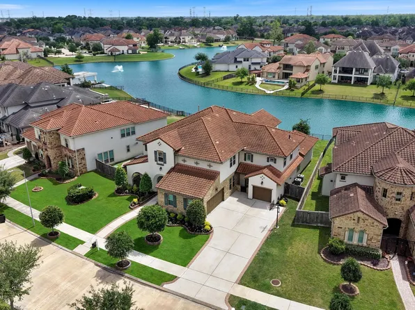 5403 Rouchel Brook Ln, Sugar Land, TX 77479