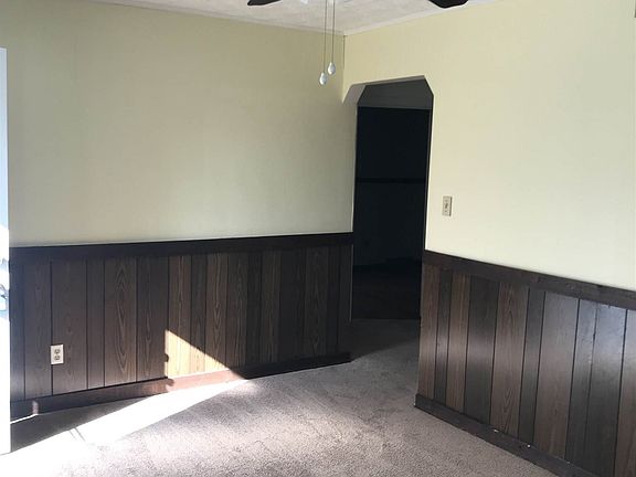 4th image of 414 Summit Ave
